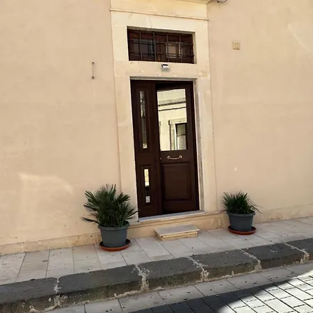 Ferienwohnung Neaiton Noto Exterior foto
