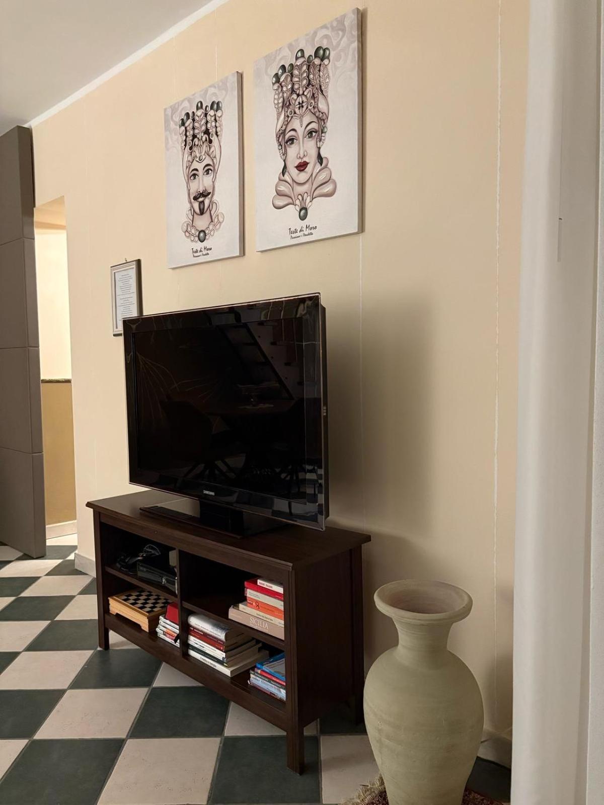 Apartment Neaiton Noto
